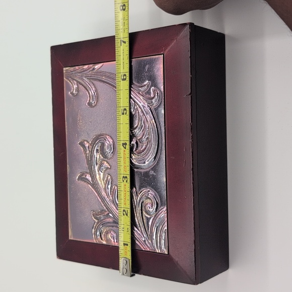Elegant Decorative Wooden Trinket Jewelry Box with Silver Accents - Picture 9 of 10